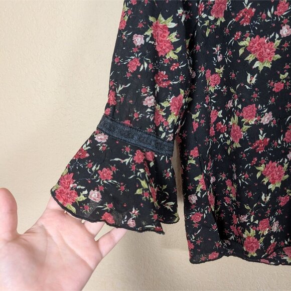 VTG Y2K Notations Women's Dark Floral Blouse M Fairy Whimsygoth 3/4 Bell Sleeve - Picture 4 of 8